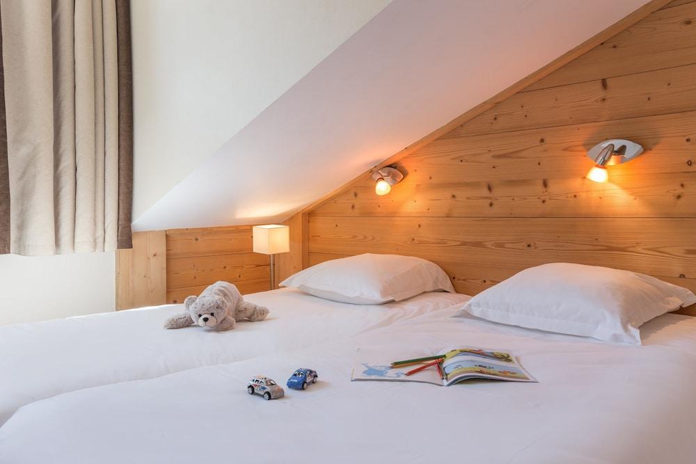 Residence Pierre & Vacances Premium Les Chalets Du Forum Courchevel Exterior foto
