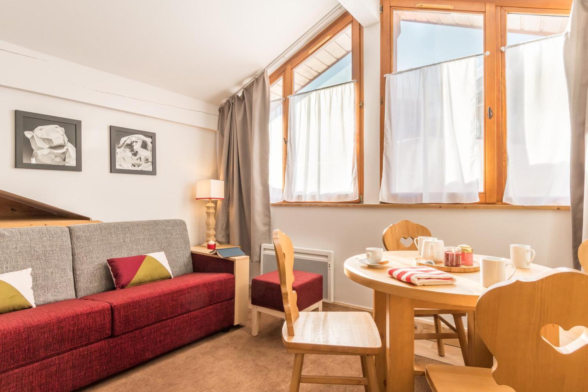 Residence Pierre & Vacances Premium Les Chalets Du Forum Courchevel Exterior foto